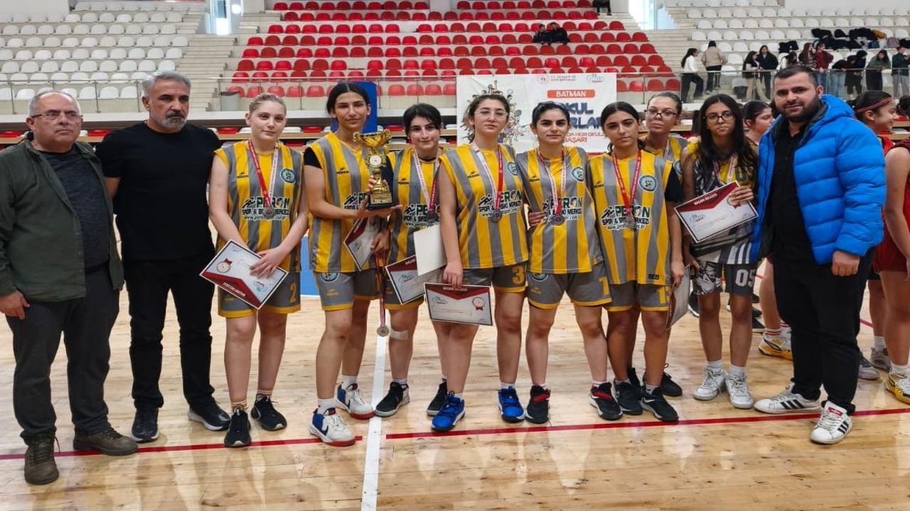 Basketbol Genç Kizlar 2 (1)