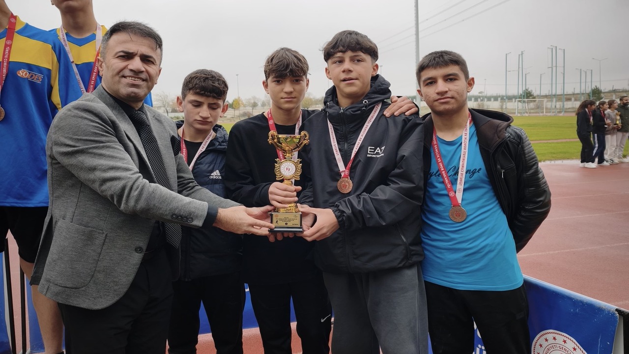 Batman Okul Sporlari Kros Yarism (1)