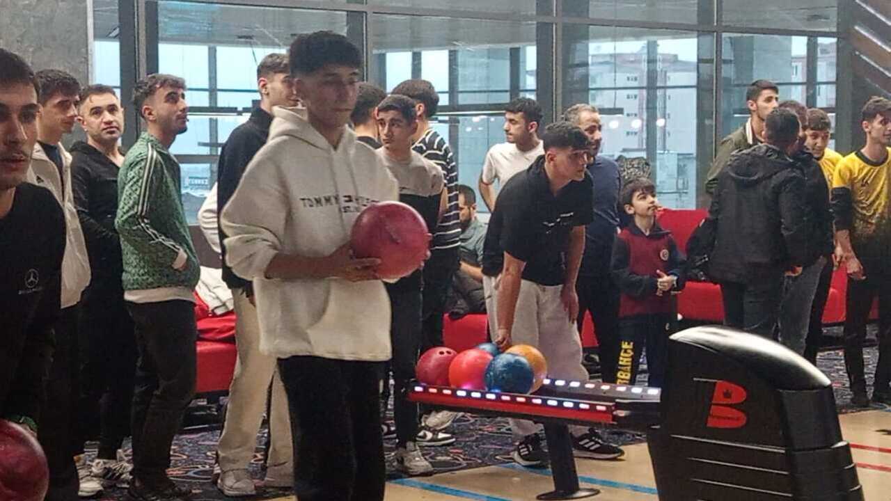 Batmanda Bowling Ruzgari 230 Spo (2)