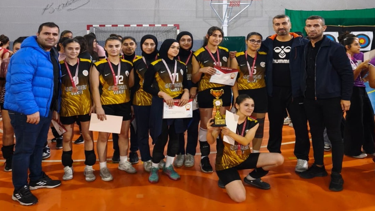 Batmanda Voleybolun Kraliceleri (2)