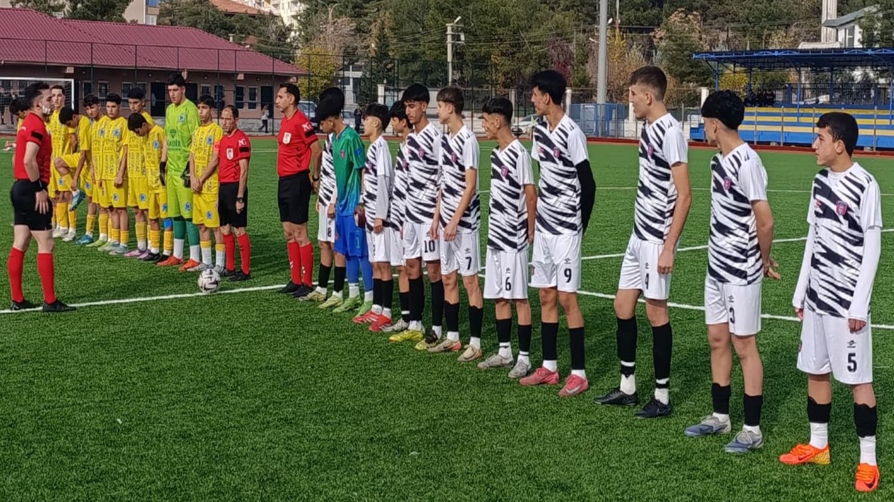 Genc Belediye Spor Siirt Deplasm (1)