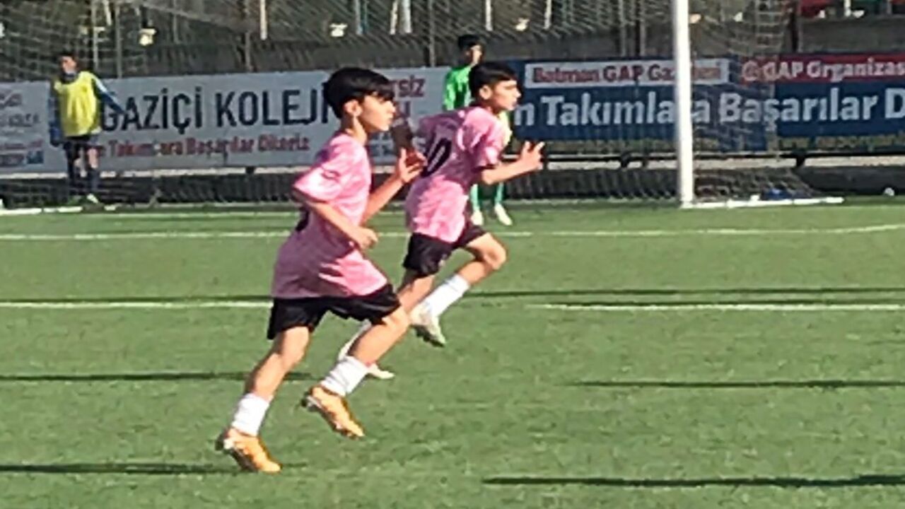 Kucuk Dev Adam Yusuf Sincar 1955 (2)