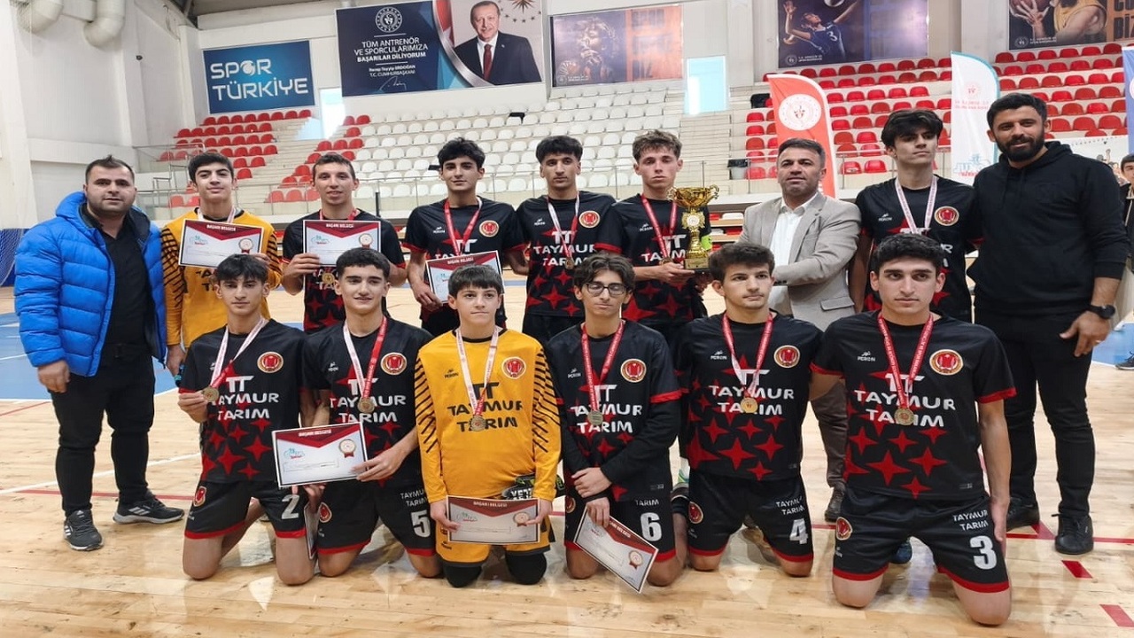 Salonun Krali Ahmed I Hani Anado (1)