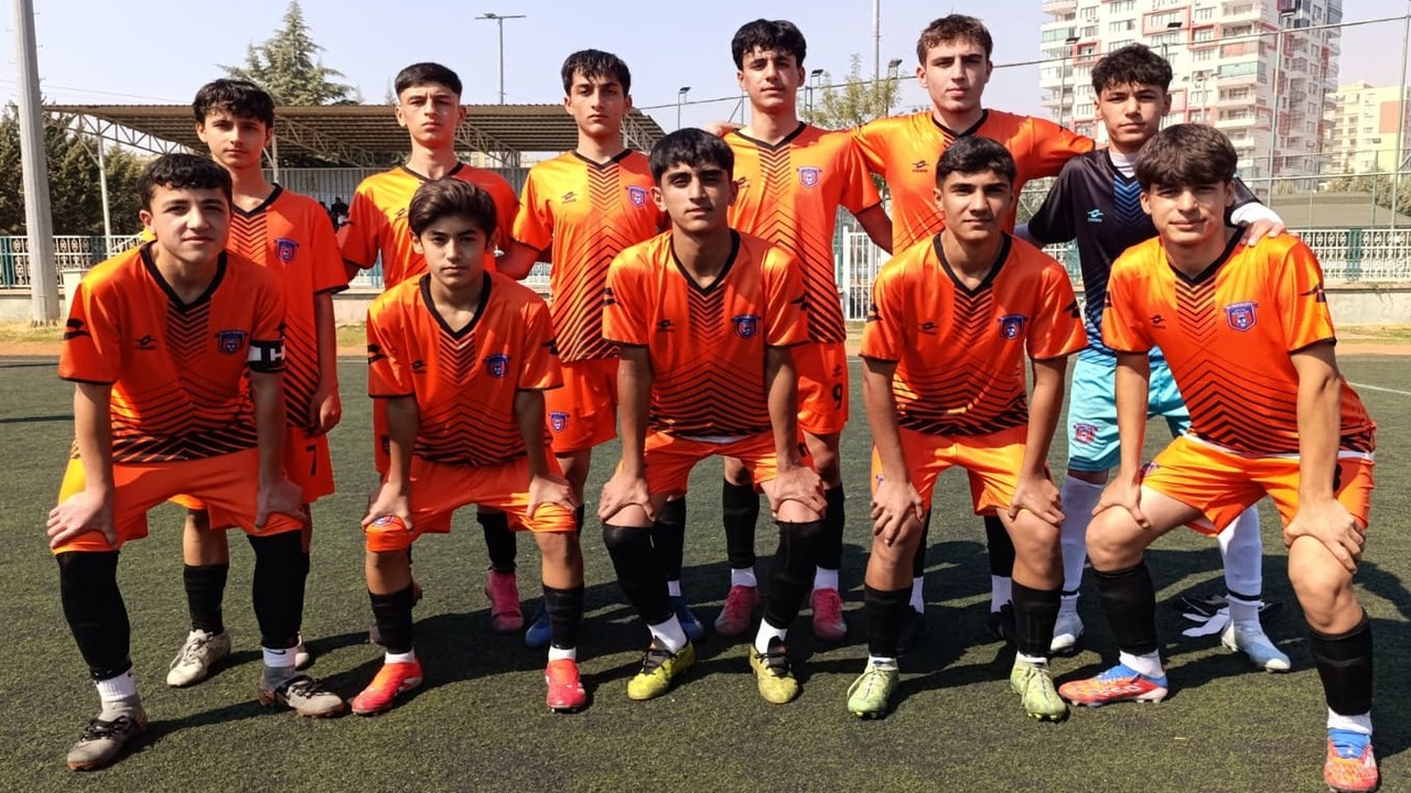U17 1955 Batman Belediye Spor (1)