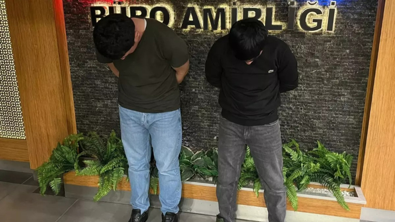 Istanbul Sislide Karanlik Gece Valizdeki Sir Havalimaninda Cozuldu3