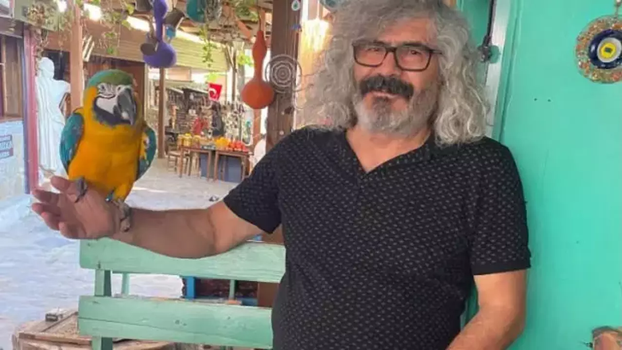 Izmirde Hak Savunucusuna Aci Veda Avukat Ali Aydin Daglik Alanda Olu Bulundu2