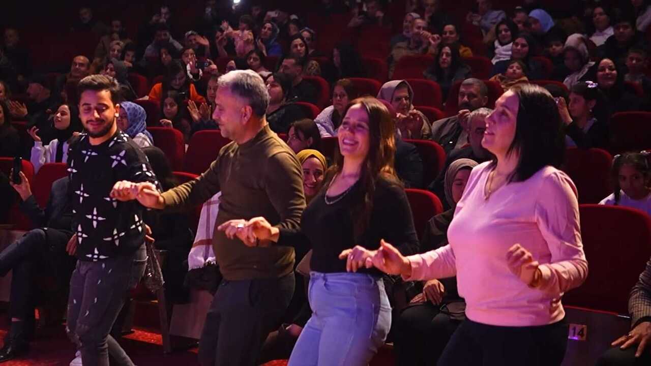 Batman Semalarinda Sanat Dolu Bi (2)