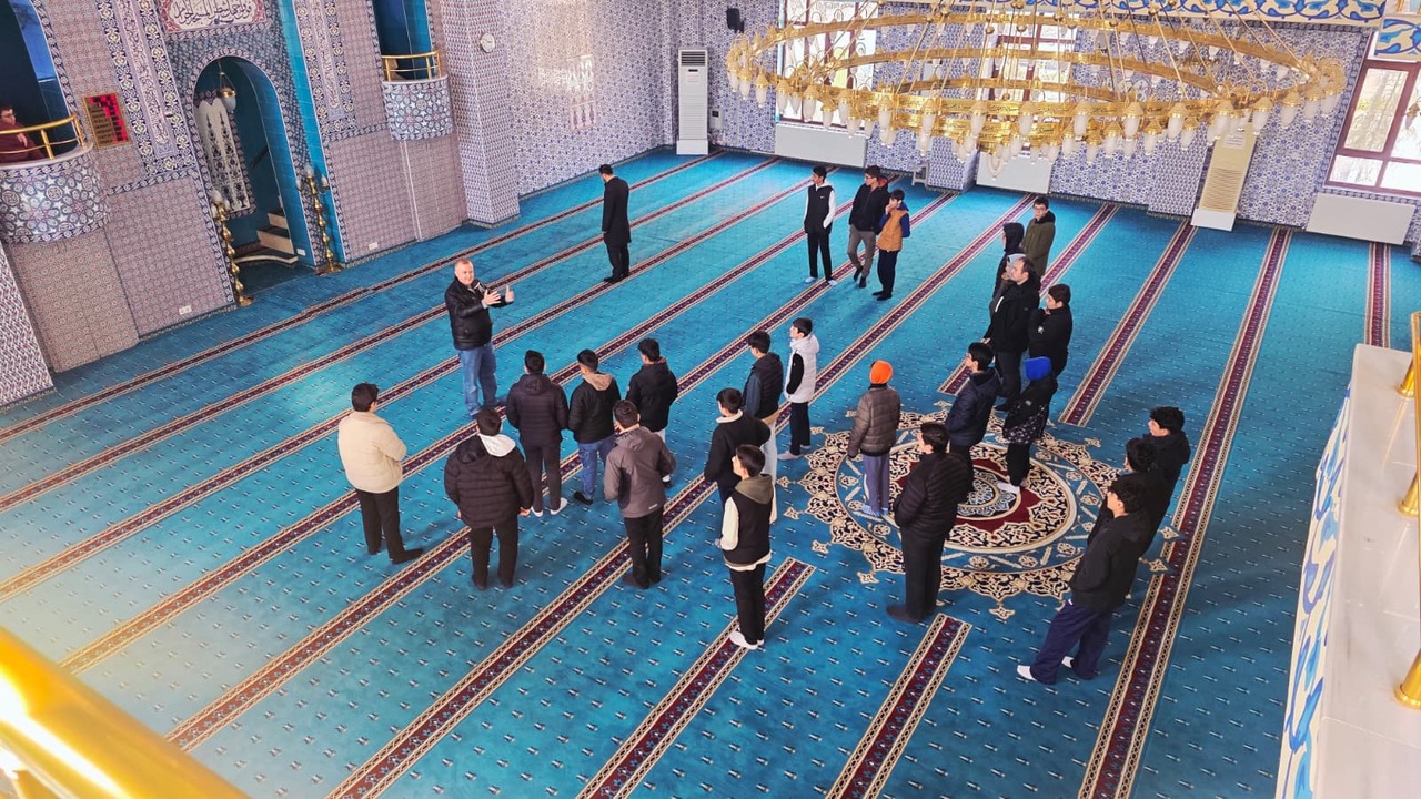 Batmanda Gencler Icin Somestr Ta