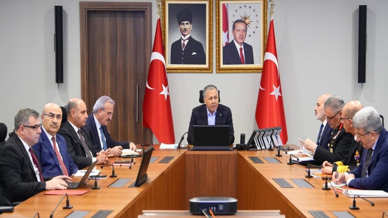 Batmanda Guvenlik Zirvesi Vali C (1)