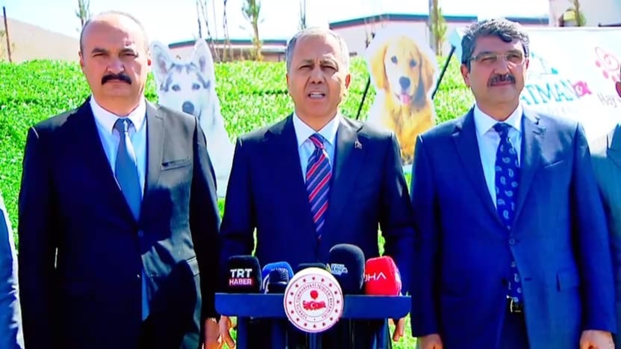 Batmanin Degisen Cehresi Uc Yild (2)