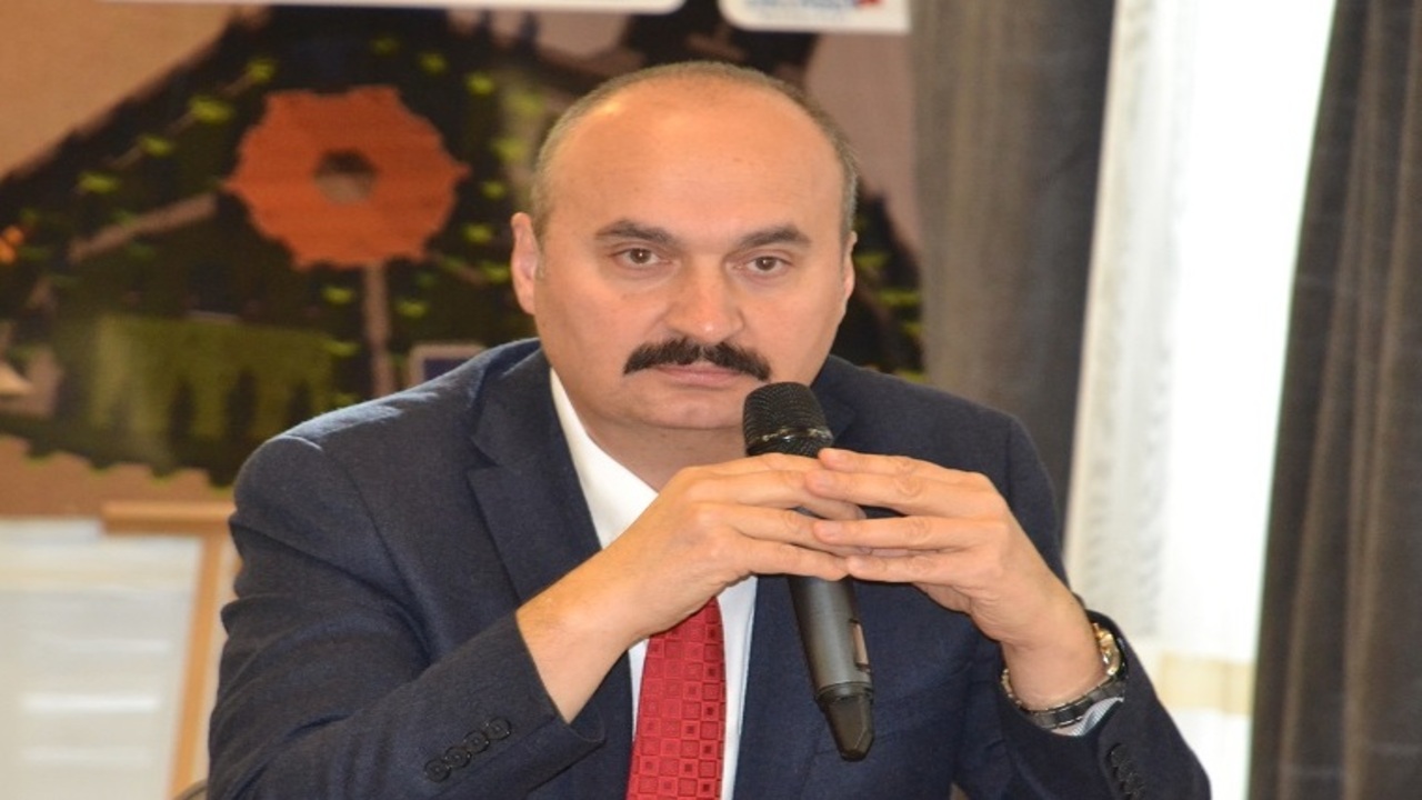 Vali Canalpten Kadir Gecesi (1)