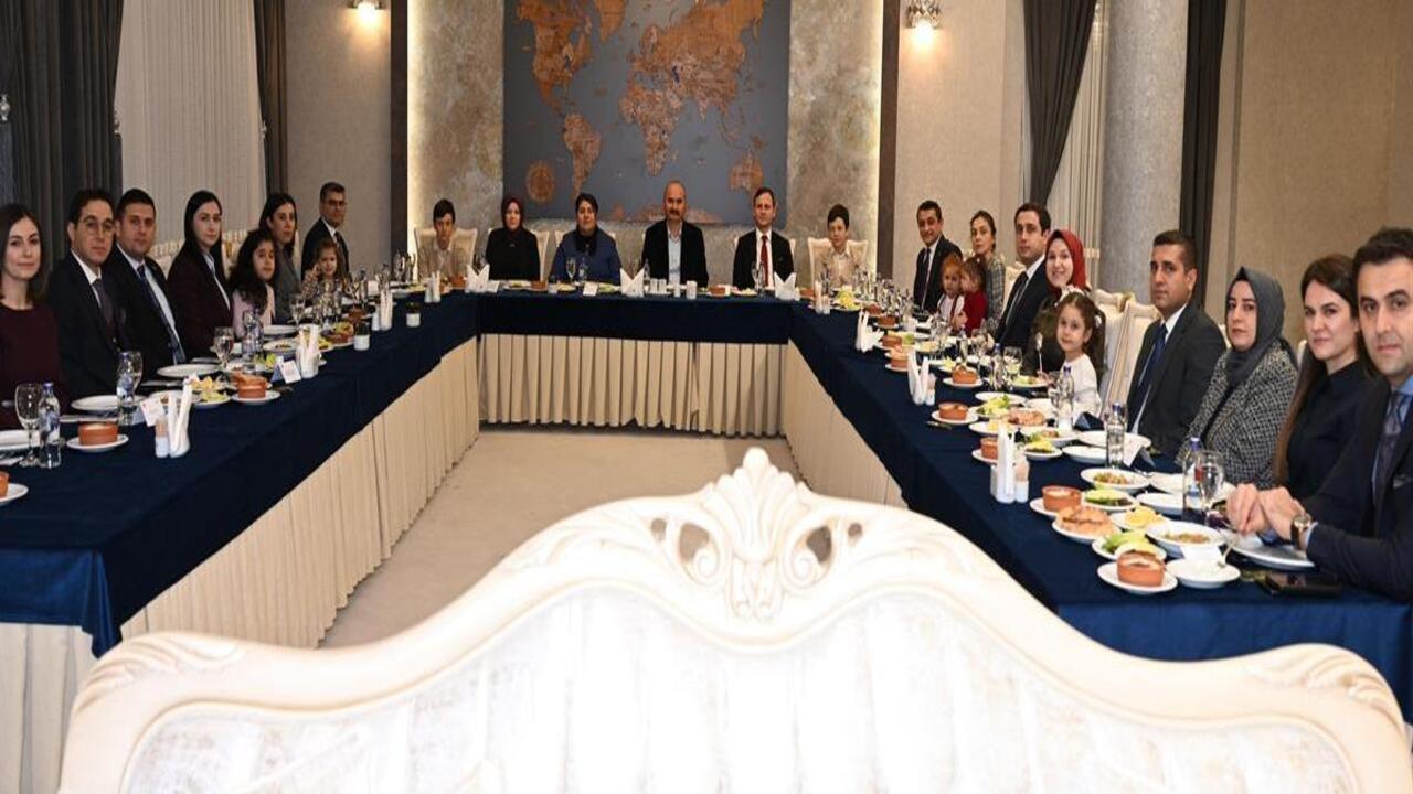 Valimizden Sehrin Yoneticilerine (1)