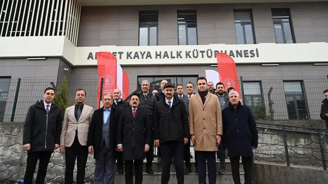 Batmanda Ahmet Kaya Halk Kutuphanesi Acilis Icin Gun Sayiyor