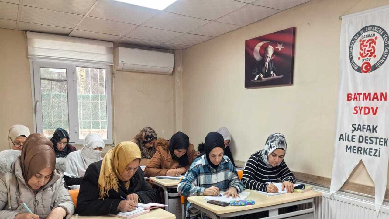 Batmanli Kadinlarin Azmi Engel Tanimiyor