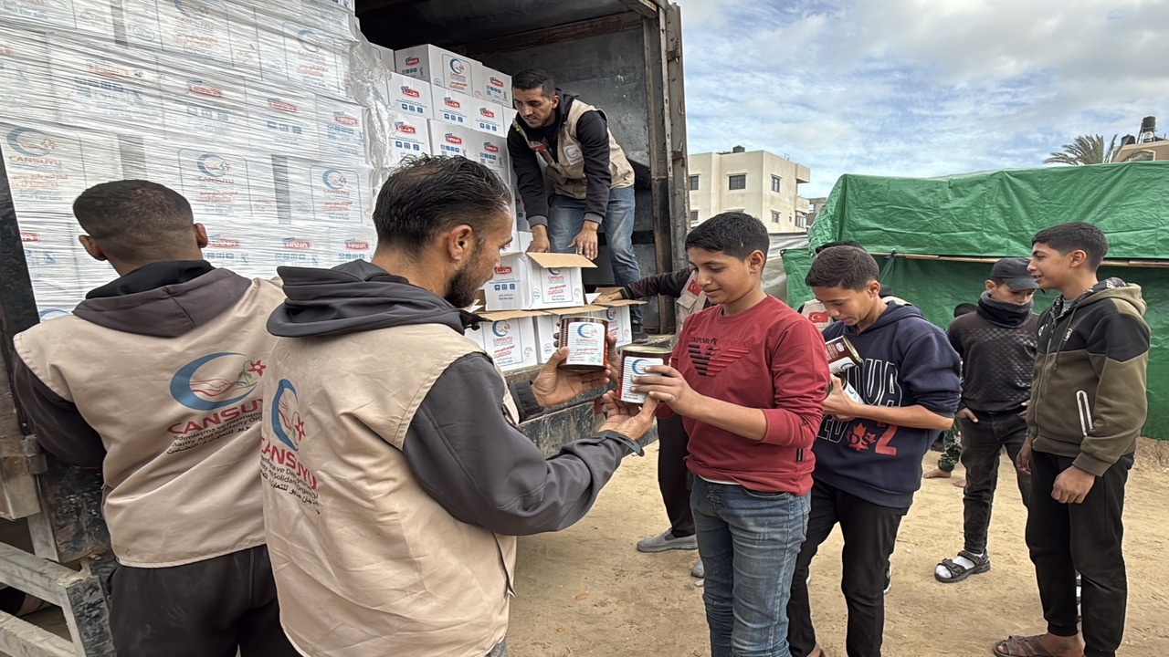 Gazze Icin Iyilik Koprusu Devles (2)