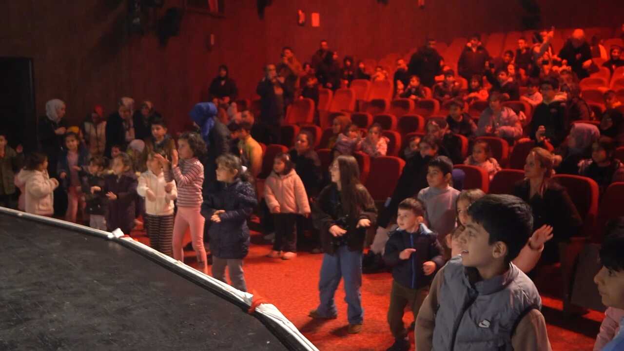 Batmanli Minikler Cebimdeki Oyun (1)