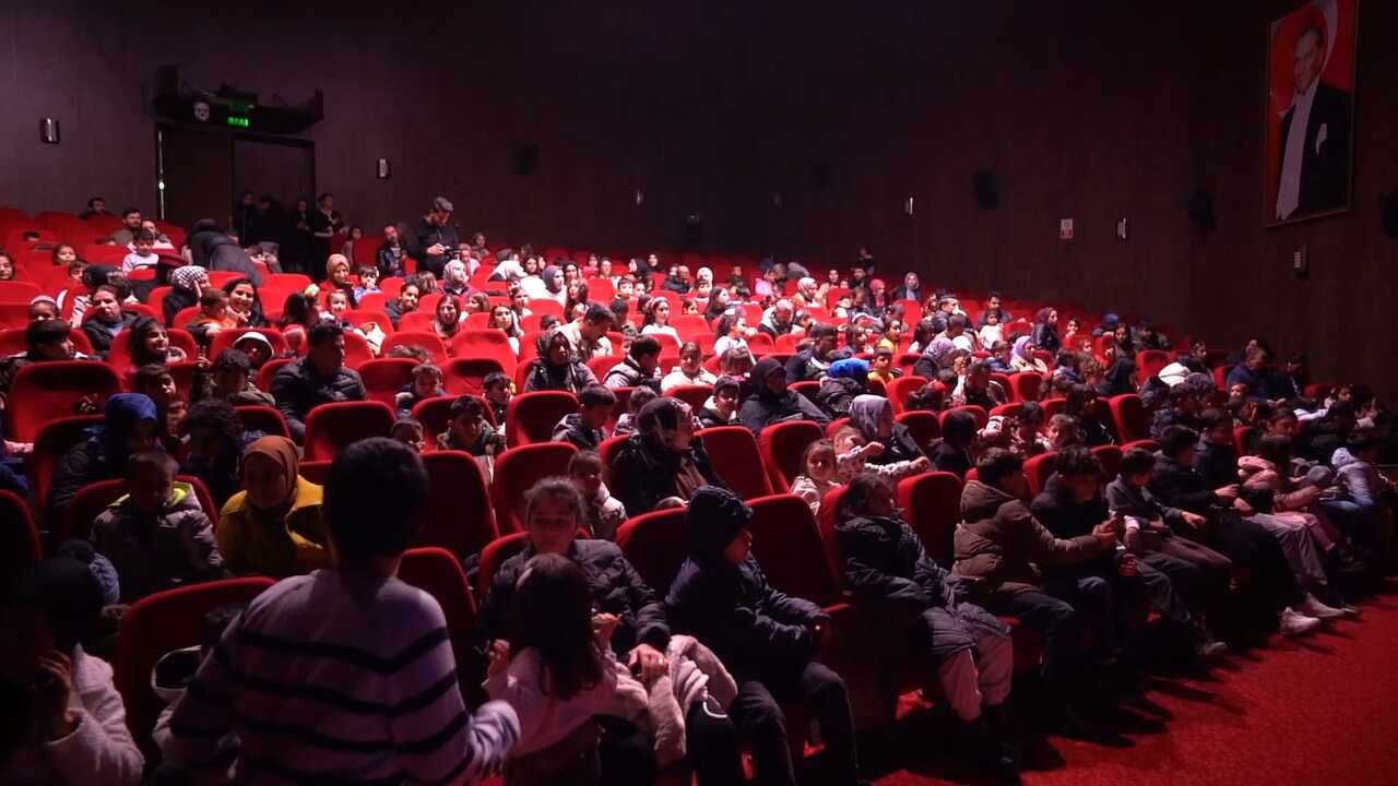 Batmanli Minikler Cebimdeki Oyun (3)