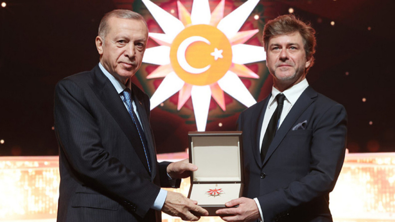 Sanatin Zirvesinden Politika Masasina Tan Sagturk Bakan Danismani Oldu3