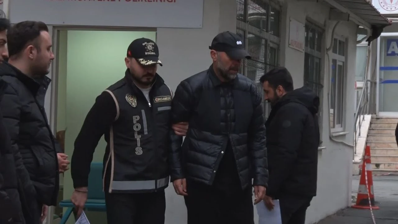 Beklenen Yolcu Istanbula Indi Esat Yontunc Icin Havalimaninda Zorunlu Durak2