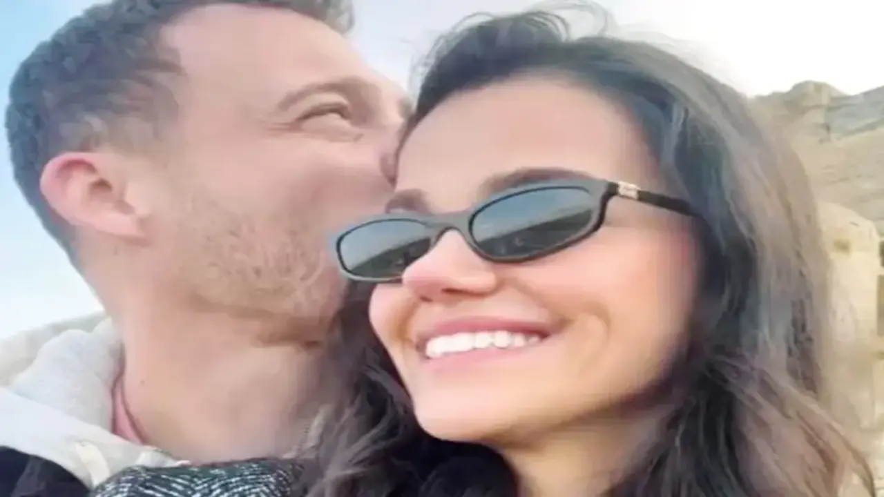 Gizem Perdesi Aralandi Kerem Bur (2)