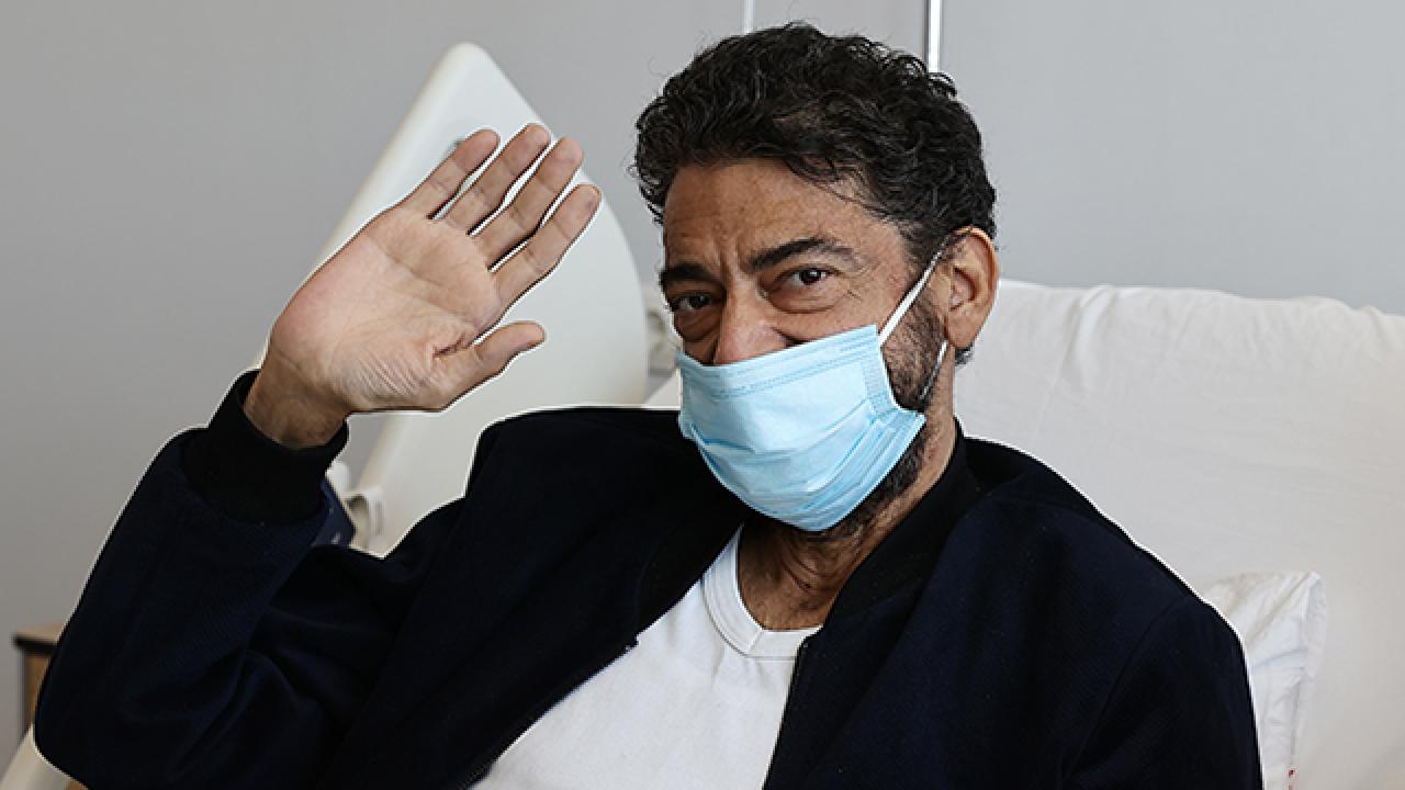 Guz Gulleri Bu Kez Yasama Tutunmak Icin Aciyor Hakan Tasiyan Icin Nefes Kesen Kritik Saatl2