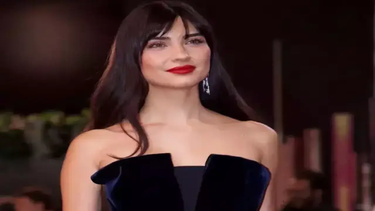 Riyadda Tuba Buyukustunden Milli (1)