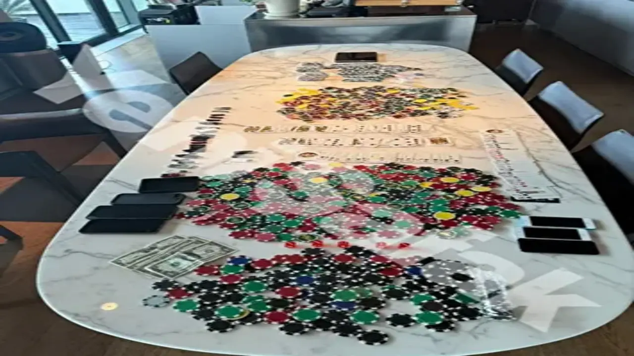 Sahne Isiklarindan Emniyet Korid (1)