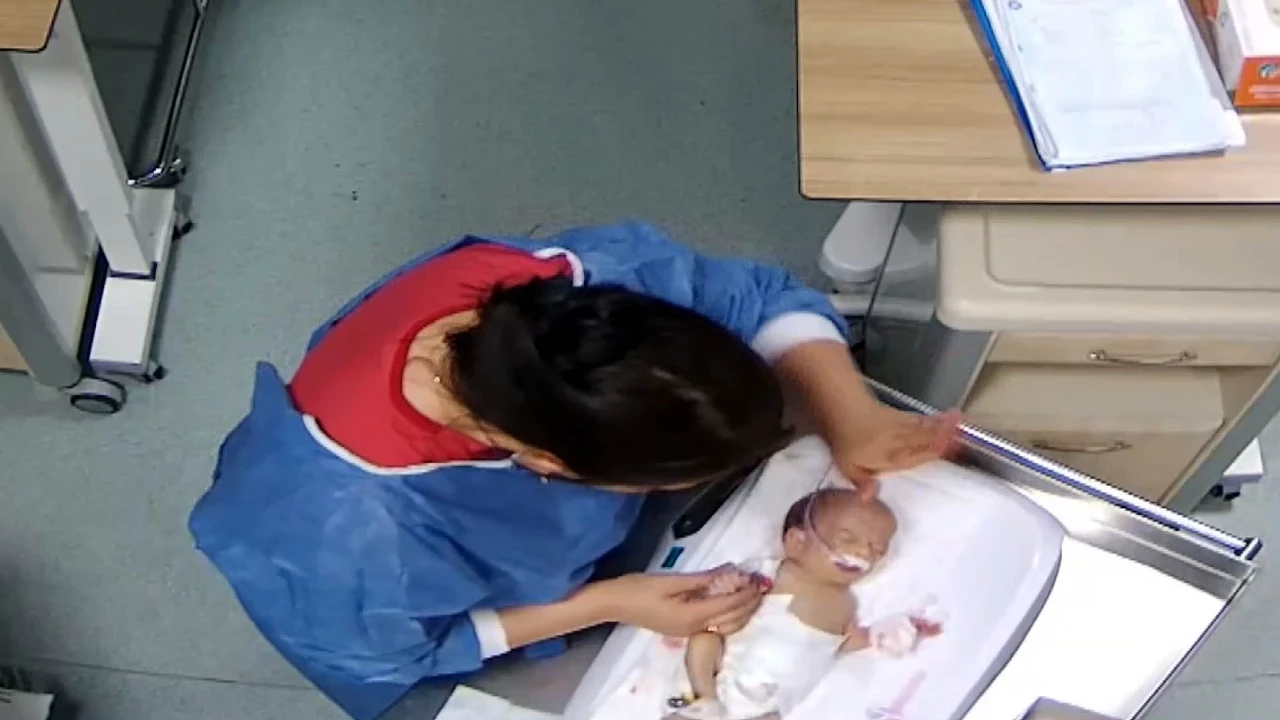 Deniz Bebegin Hayatini Karartan Hemsire Adalete Teslim Oldu2