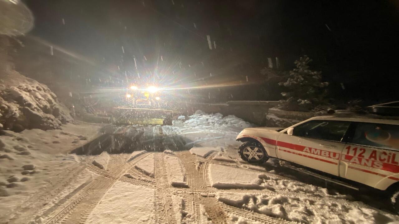 Sasonda Karli Yollar Asildi Hasta Kurtarildi 1