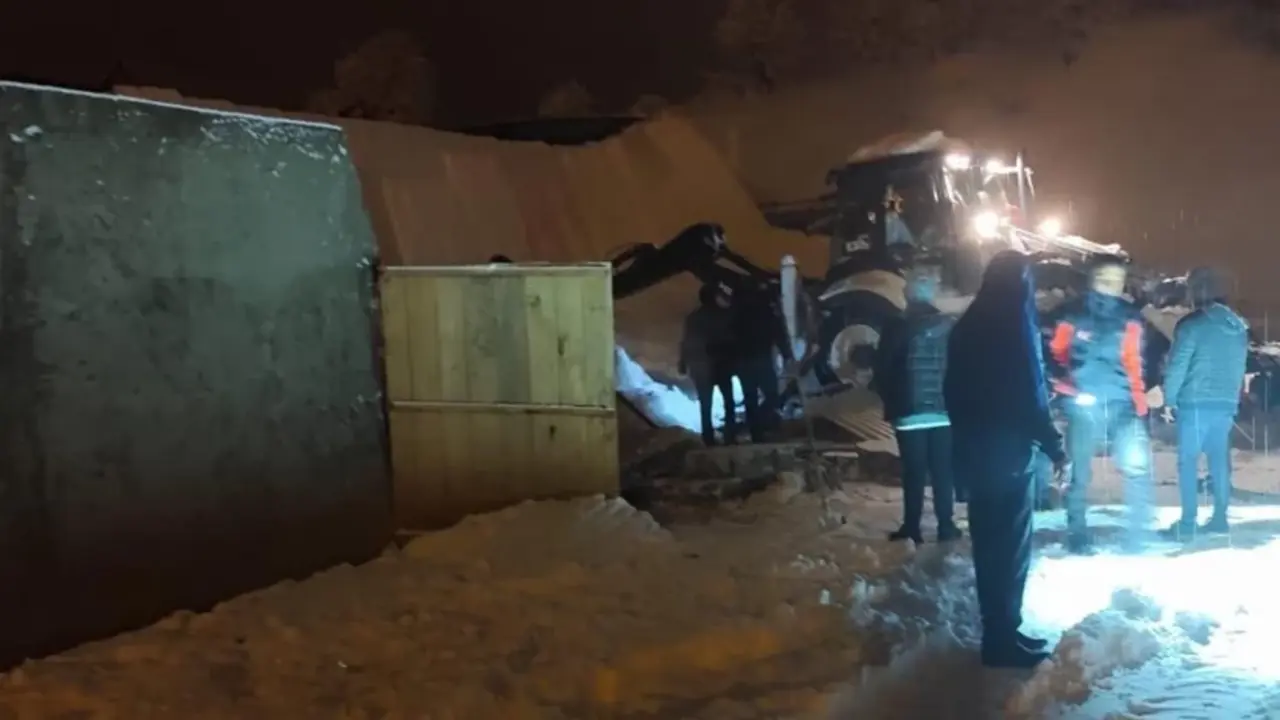 Beyaz Ortu Felakete Donustu Siir (1)