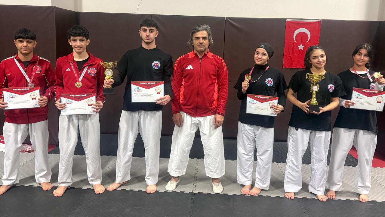 Batmanda Karate Il Sampiyonasi G (2)