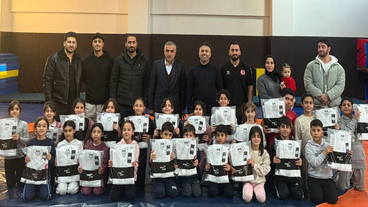 Minderin Genc Yildizlarina Feder (1)