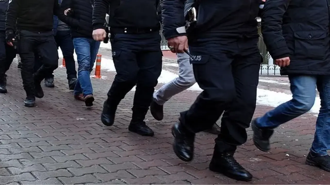 Casperlar Operasyonunda Carpici Gelisme Bilgi Sizdiran Kamu Gorevlileri Desifre Edildi 1