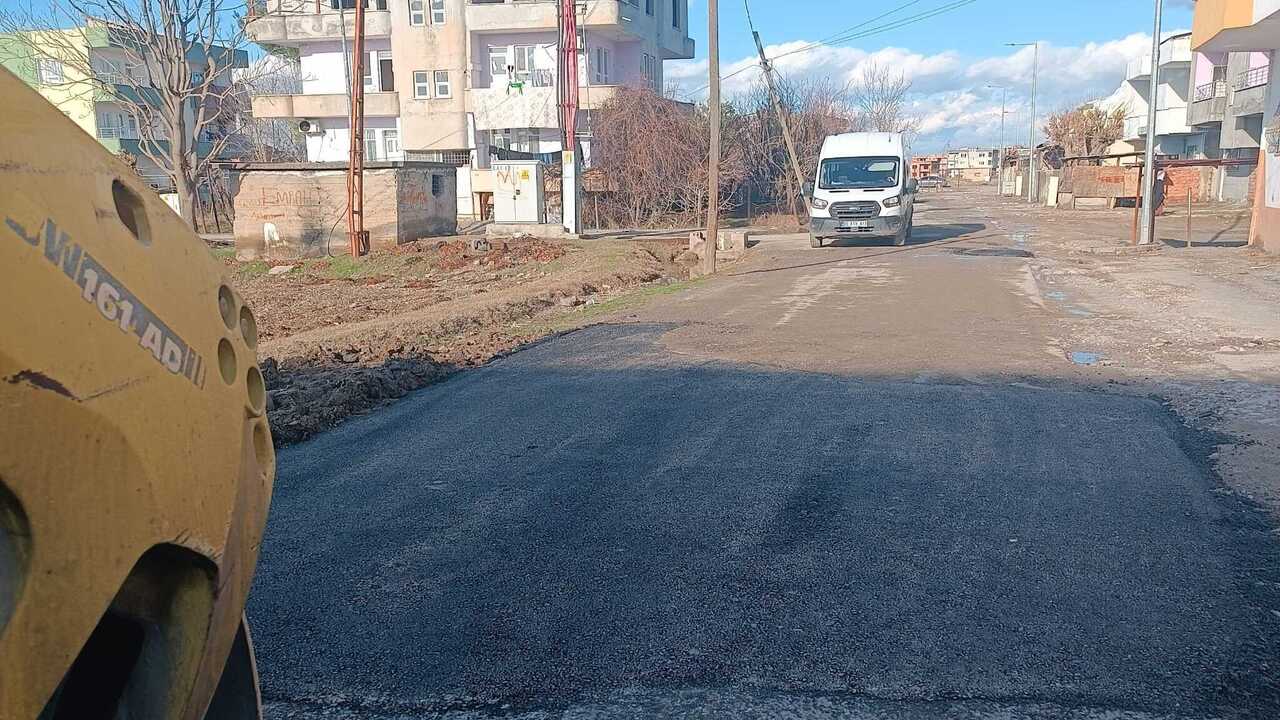 Batmanda Bes Mahallede Dev Asfal (1)