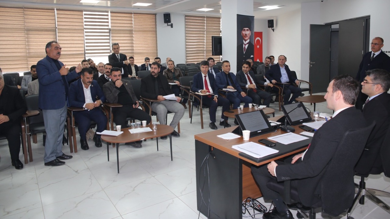 Stmde Kritik Bulusma Muhtarlarin (1)