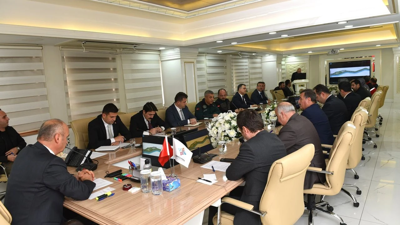 Batman Cayina Dev Dokunus Mavi Yesil Batman Projesinde Ikinci Perde Acildi2