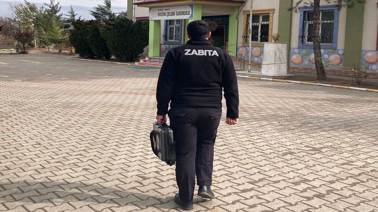 Batmanda Ikinci Donem Okul Kanti (1)