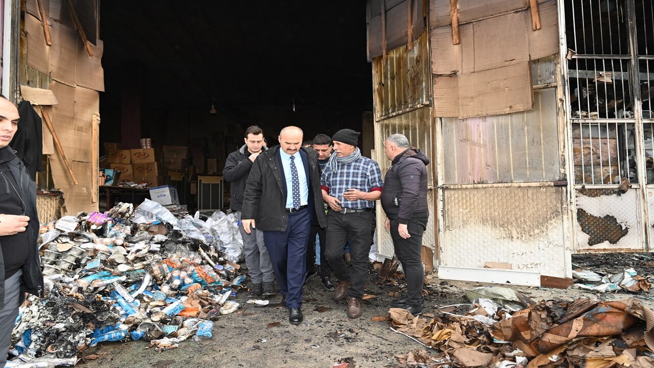 Yeni Sanayi Sitesindeki Yangin Y (2)