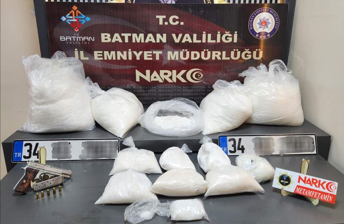 Batman’da Durdurulan Araçtan 50 Kilo Metamfetamin Çıktı