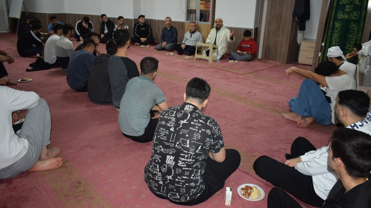 Batman Ogrenci Yurtlarinda Berat (2)