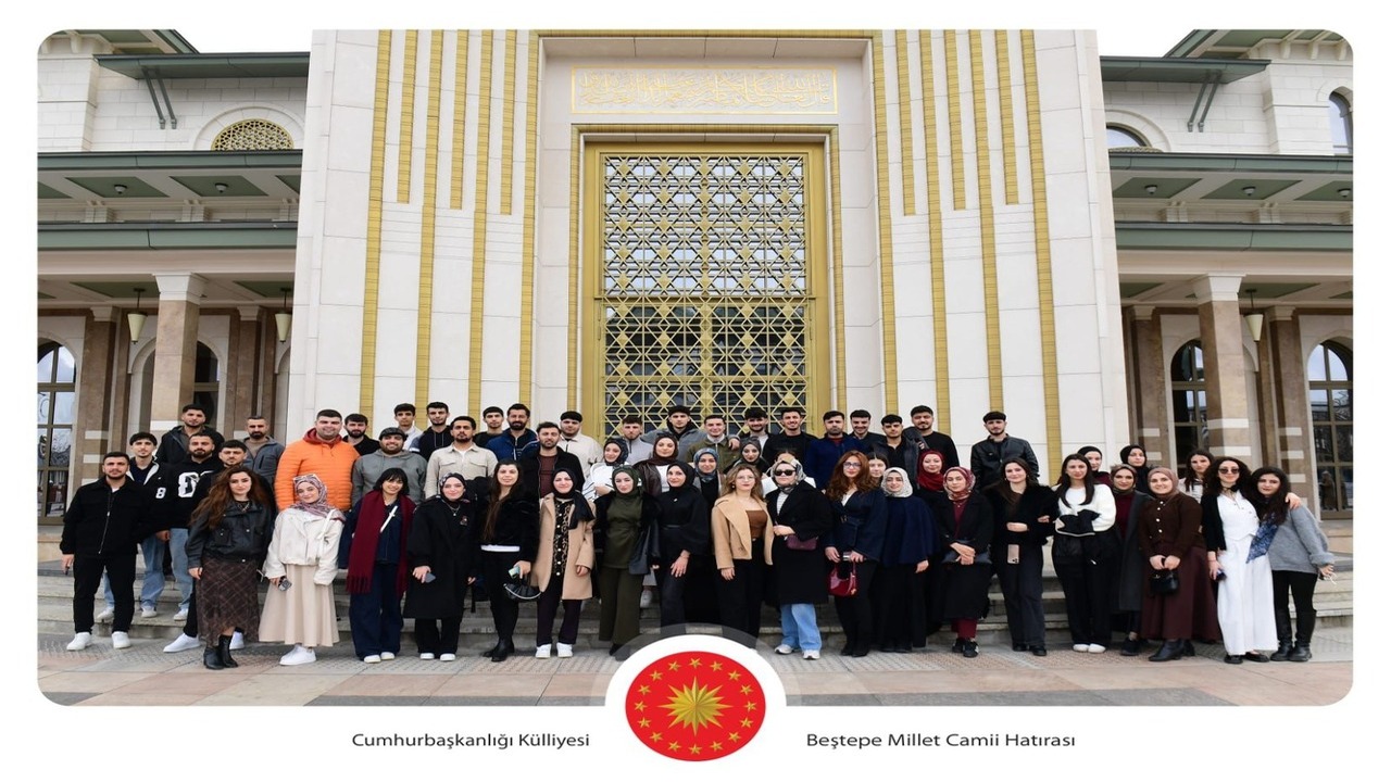 Batmanli Genclerden Ankara Cikarmas