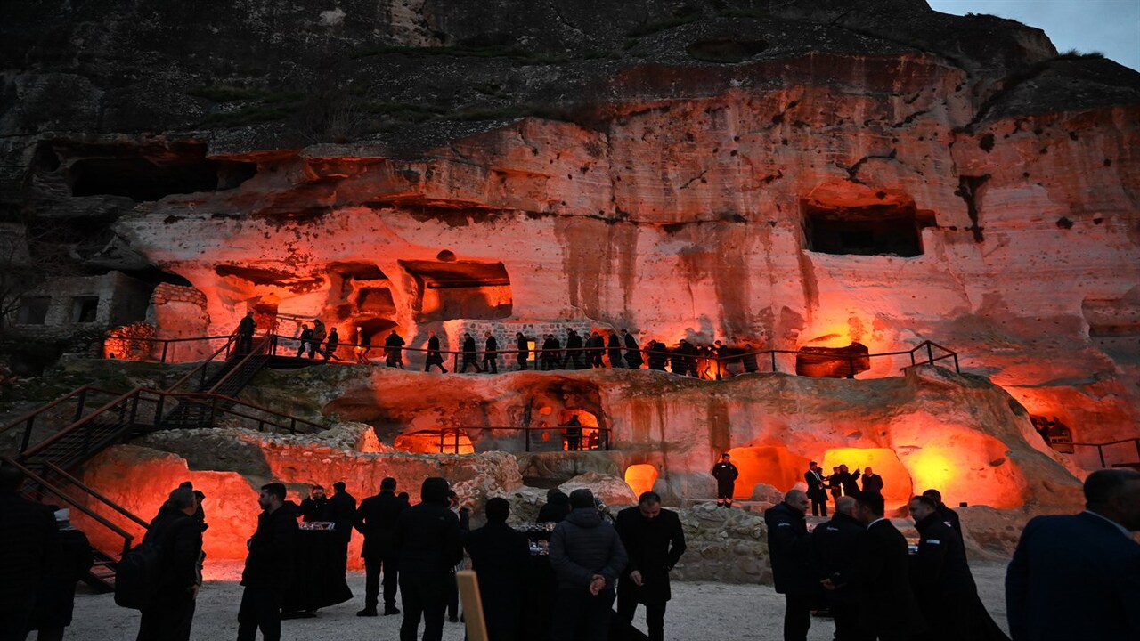 Bakan Ersoy Hasankeyfin Yeni Tur (2)