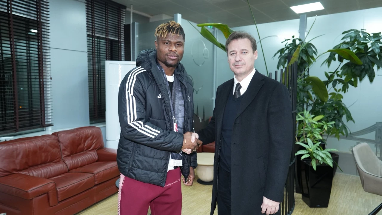 Besiktasta Emmanuel Agbadou Donemi Savunmaya 20 Milyon Euroluk Fildisi Kulesi2