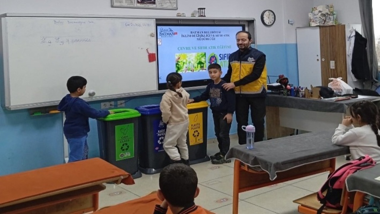 Batmanin Gelecegi Icin Dev Adim (1)