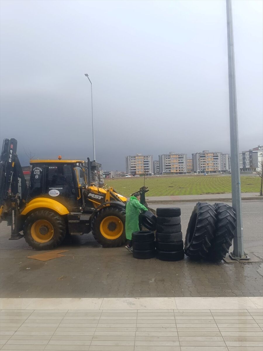 Batman’da Bir Ayda 84 Ton Atık Lastik Toplandı