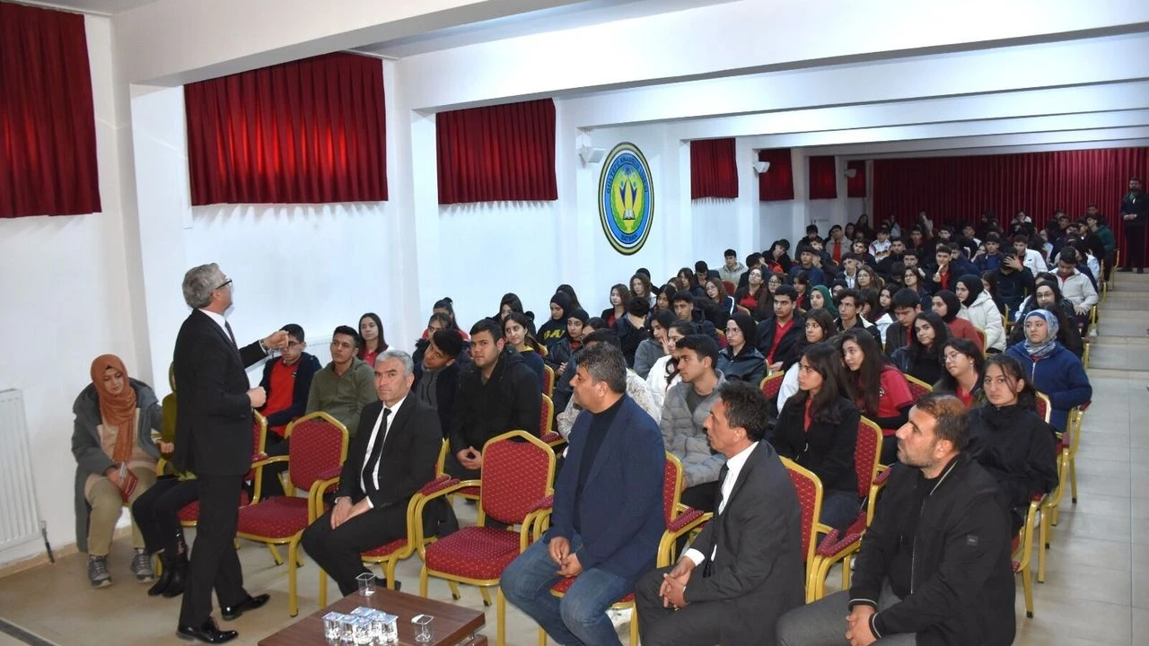 Batman'da IBAN Dolandırıcılığına Karşı Önemli Eğitim