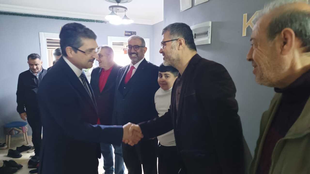 Milletvekili Nasiroglundan Calisan Gazeteciler Dernegine Ziyaret 2