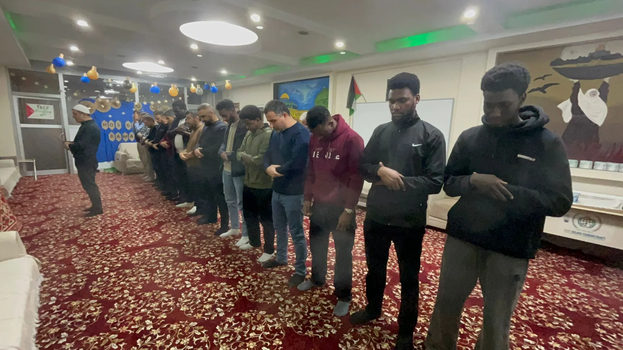 Batmanda Kardeslik Sofrasi Dunyanin Dort Bir Yanindan Ogrenciler Bulustu 1