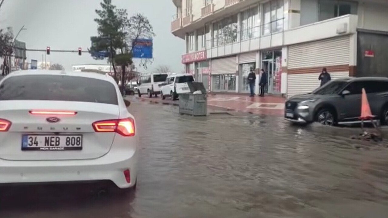 Batmanda Saganak Gece Boyu Etkisini Surdurdu 1