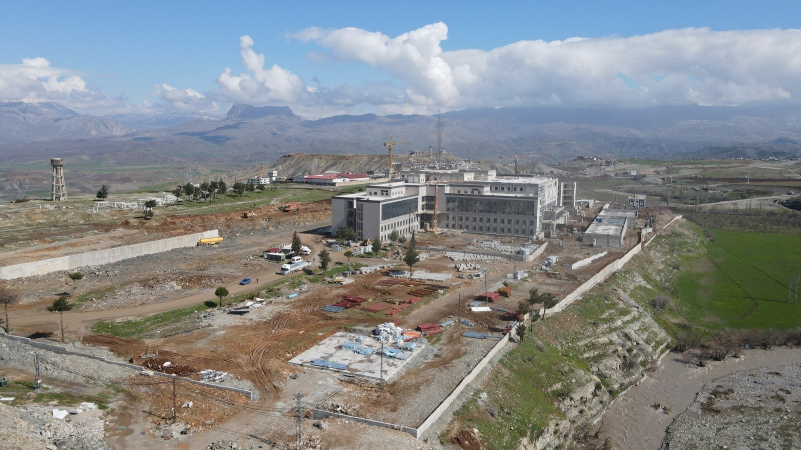 Şırnak’ta 500 Yataklı Hastane Yıl Sonunda Açılıyor